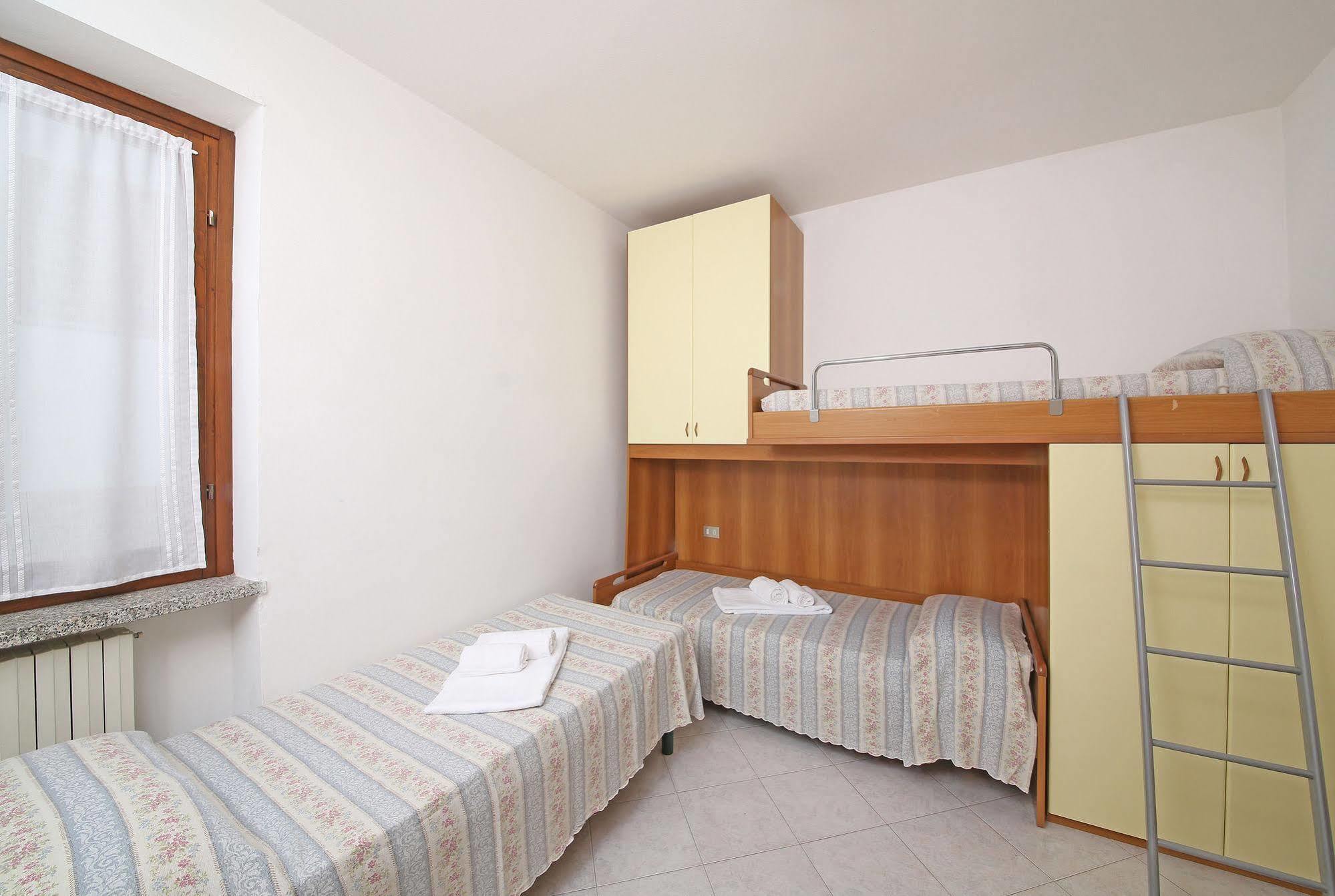 טיניאלה Residence Primera Rompala, Gtsgroup מראה חיצוני תמונה