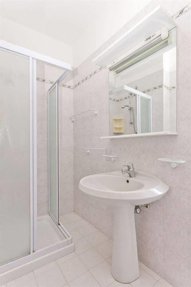 טיניאלה Residence Primera Rompala, Gtsgroup מראה חיצוני תמונה